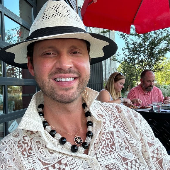 Meet your Posher, Jordan - Picture 8 of 16